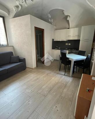 MONOLOCALE A SALUZZO