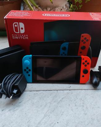 Nintendo Switch 32GB 2020 Joy-Con rosso/blu