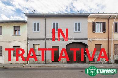 QUATTRO LOCALI SENZA SPESE CONDOMINIALI COMPLETAME