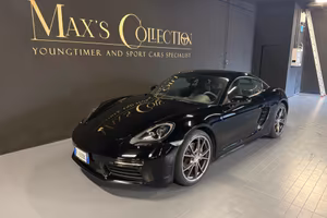 Porsche Cayman 718 PDK