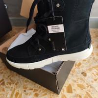 Scarpe impermeabili  . Sorel.