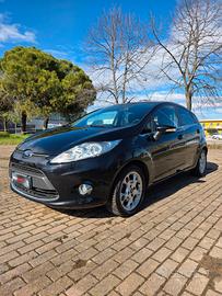 Ford Fiesta 1.4 TDCi 70CV 5 porte Titanium