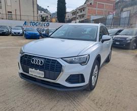 Audi Q3 35 TDI quattro Business