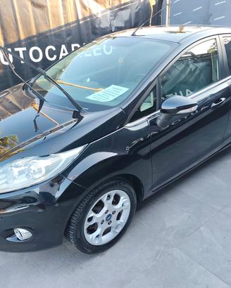 Ford Fiesta AUTOMATICA 1.4 BENZINA Titanium