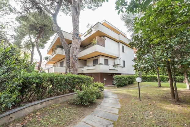 Viale della riviera appartamento con garage