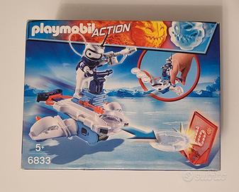 Personaggio Playmobil Action 6833