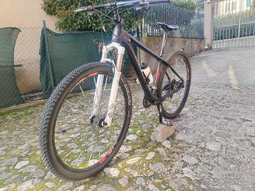 mbt in carbonio 