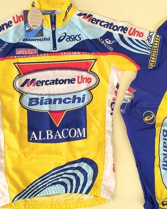 Completo gara ciclismo Mercatone Uno Pantani, S
