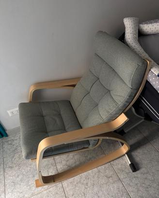 Sedia a dondolo Ikea