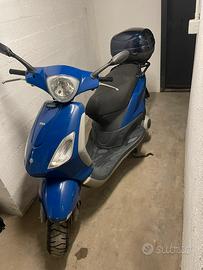 Piaggio fly 150