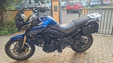 Triumph Tiger 800