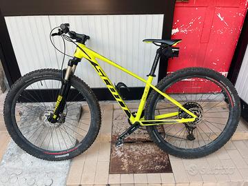 Scott Scale 940