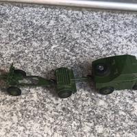 Trattore d'artiglieria Dinky Toys