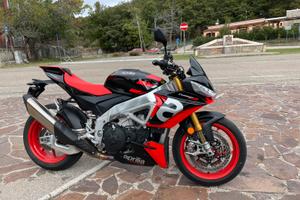 Aprilia  tuono 1100 factory 2021