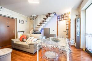 Appartamento di 122 m² con 5 locali e box auto dop