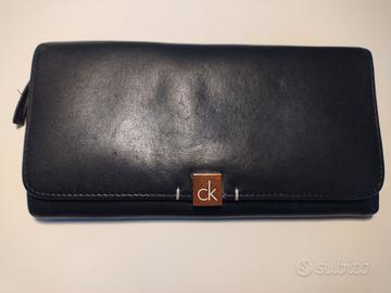 Portafoglio da donna Calvin Klein in pelle nera