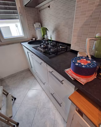 Cucina lineare IKEA moderna (anno 2023)