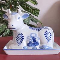 Burriera in porcellana Delft a forma di mucca