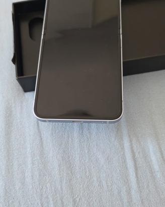 Samsung Galaxy ZFlip6