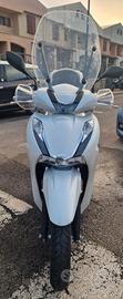Honda sh 350