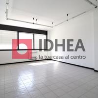 UFFICIO DA INVESTIMENTO- PIAZZA ALDO MORO RIF:UV48