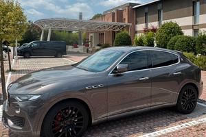 Maserati Levante gransport 430 SQ4 full optional