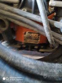 pompa  per prova tubi in pressione 