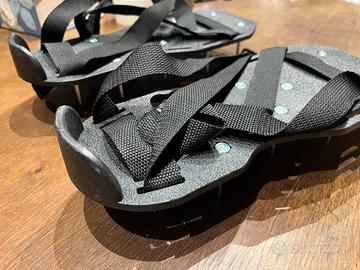 Scarpe per adesivi o guaine