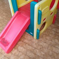 palestra con scivolo Little Tykes