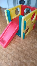 palestra con scivolo Little Tykes