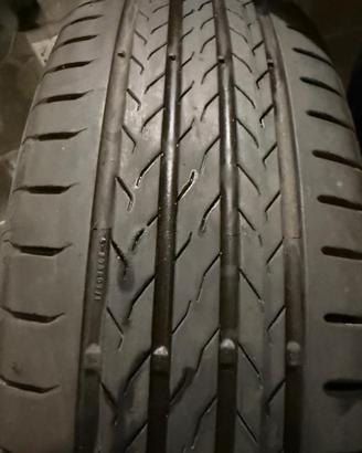 4 Pneumatici Continental 215/60/R18