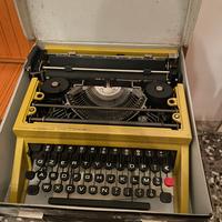 Macchina da scrivere