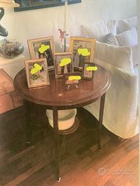 Tavolino rotondo di antiquariato