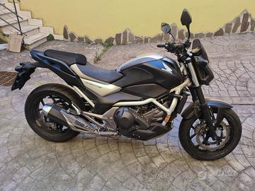 HONDA NC750S - 2016 - 38.000 km - accessori inc.