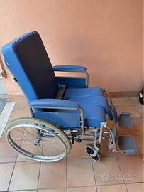 Sedia a rotelle poltrona geriatrica polifunzionale