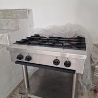 Cucina a gas professionale 4 fuochi Zanussi inox -