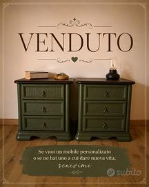 Comodini in legno massello restaurati