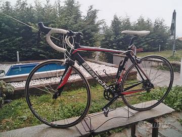 Bici da corsa Bianchi Impulso C2C