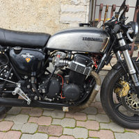 Honda four 750