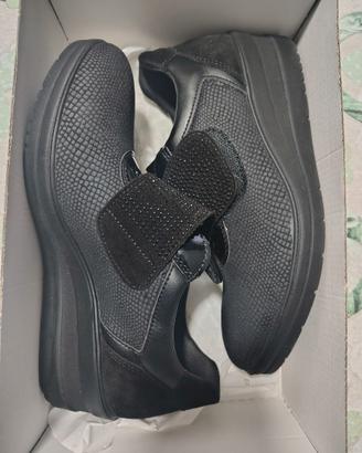 Scarpe  Enval soft da donna - nere