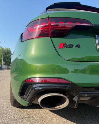 Audi RS4