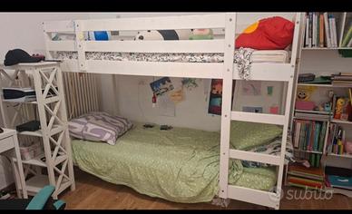 letto a castello con materassi