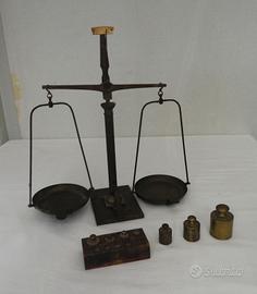 Bilancia di precisione antica