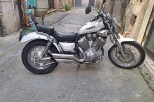 Moto Yamaha XV 535 Virago