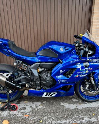 Yamaha r7