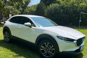 Mazda CX-30 skyactive pari al nuovo 2.0 ibrida