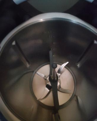robot da cucina  ancora nuovo 