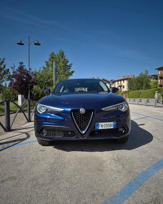Alfa Romeo Stelvio 2.2 Turbodiesel 210 CV AT8 Q4