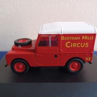 Diecast Land Rover Circus