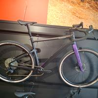 BICI GRAVEL WILIER ADLAR 